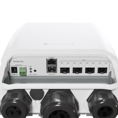 Коммутатор MicroTik CRS305-1G-4S+OUT