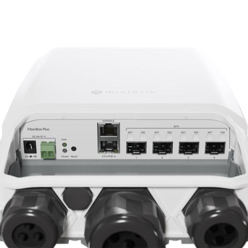 Коммутатор MicroTik CRS305-1G-4S+OUT