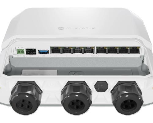 Маршрутизатор MikroTik RB5009UPr+S+OUT, вид на разъёмы