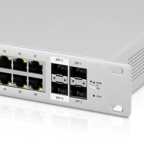 Коммутатор Ubiquiti US-48-500W порты SFP и SFP+
